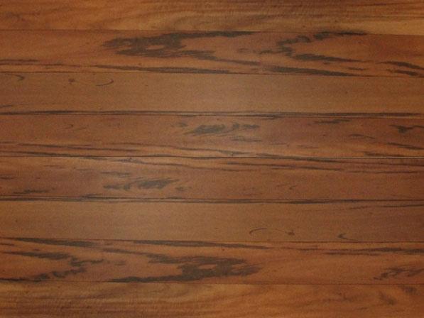 虎斑（bān）木实木地板定（dìng）制