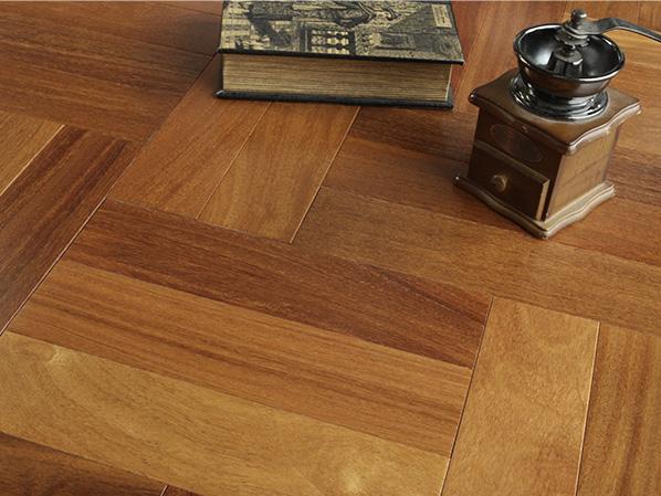 二翅豆人（rén）字拼本（běn）色地板