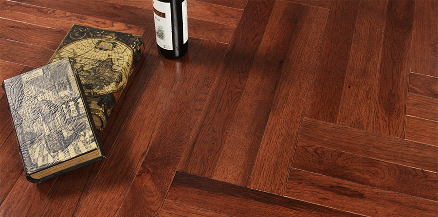 山（shān）核桃人（rén）字（zì）拼深色地板