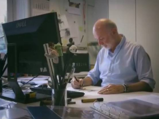 百年传（chuán）承，匠心嘉业